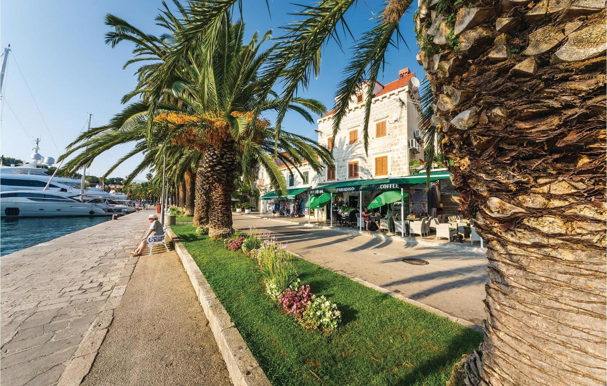 Amazing Apartment In Cavtat With House Sea View Экстерьер фото