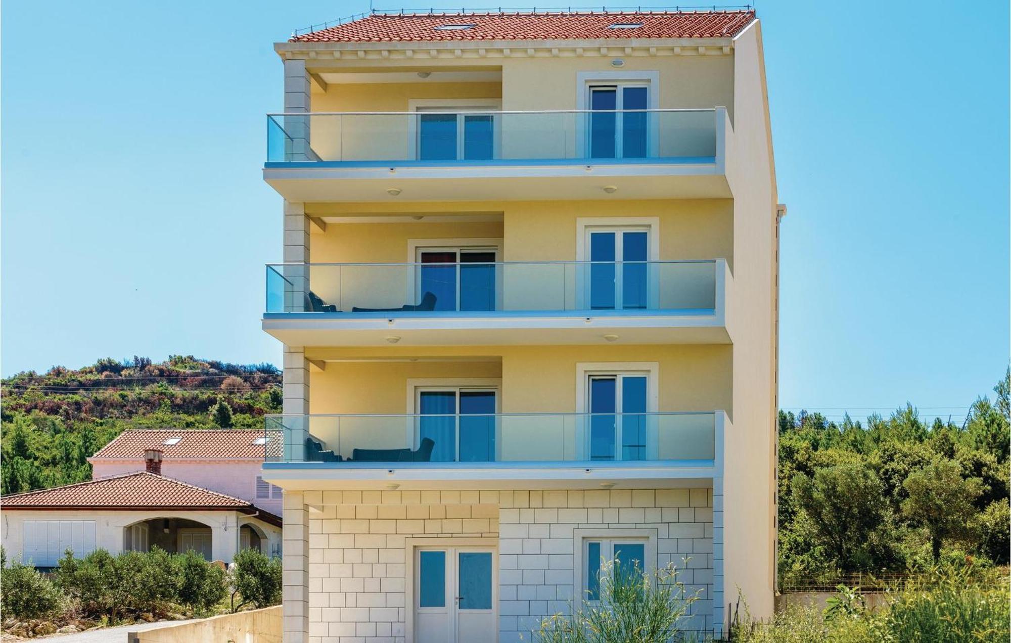 Amazing Apartment In Cavtat With House Sea View Экстерьер фото